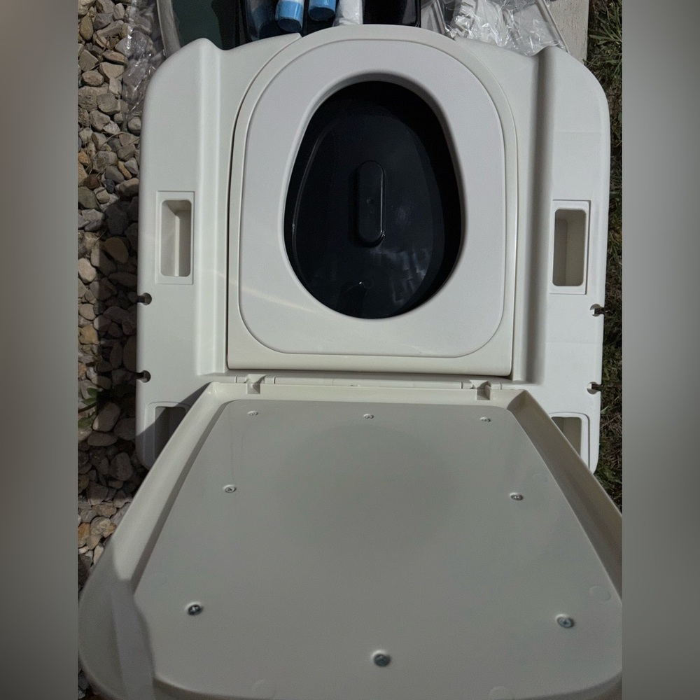 Portable Commode - Picture 16 of 16
